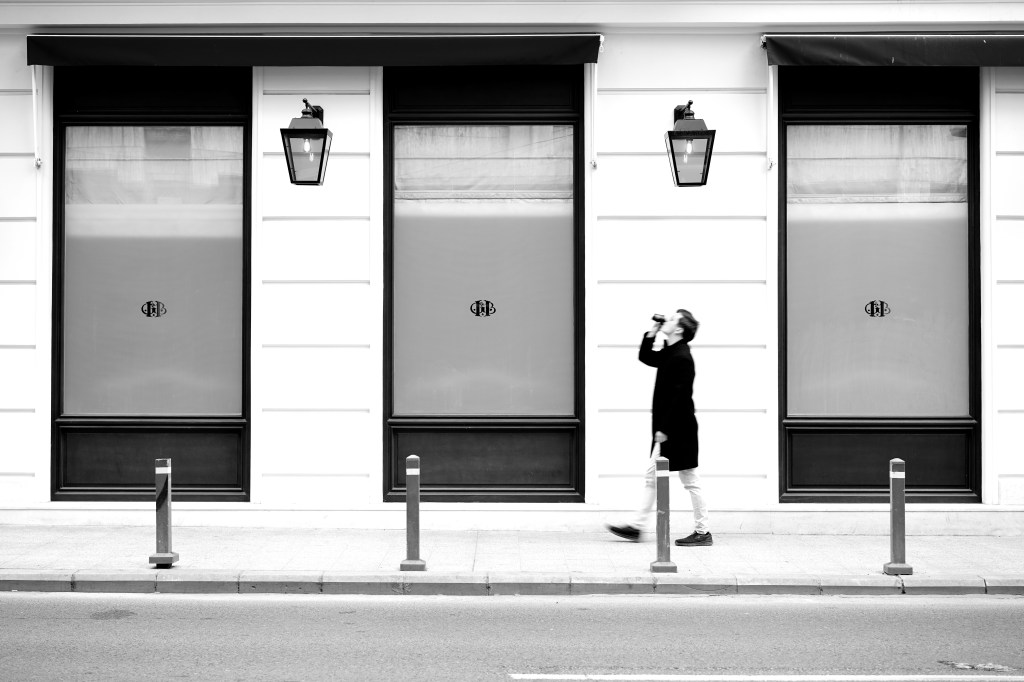 anaartissima photographer street photography black and white