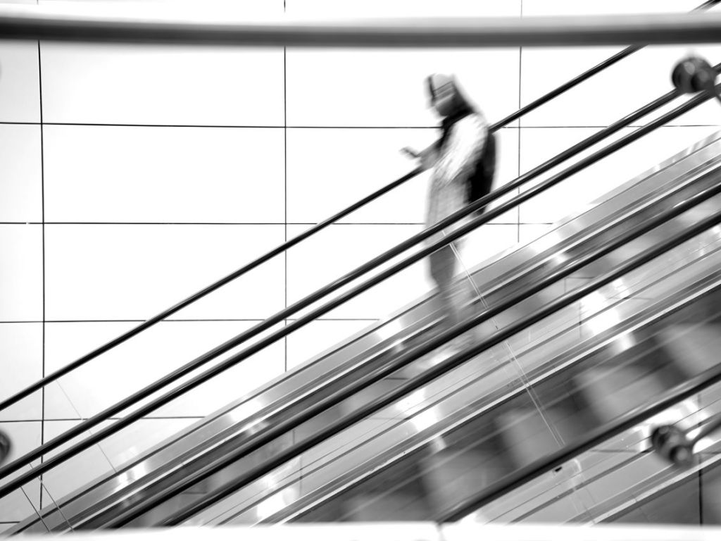 street anaartissima photographer street photography black and white photo